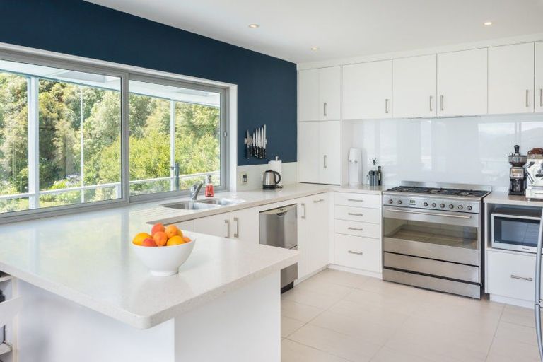 Photo of property in 251 Queen Charlotte Drive, Havelock, Picton, 7281