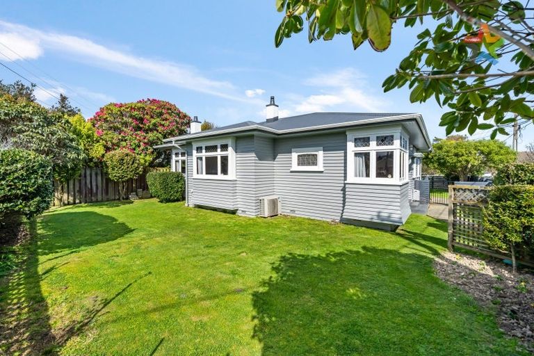 Photo of property in 22 Fuller Grove, Woburn, Lower Hutt, 5010