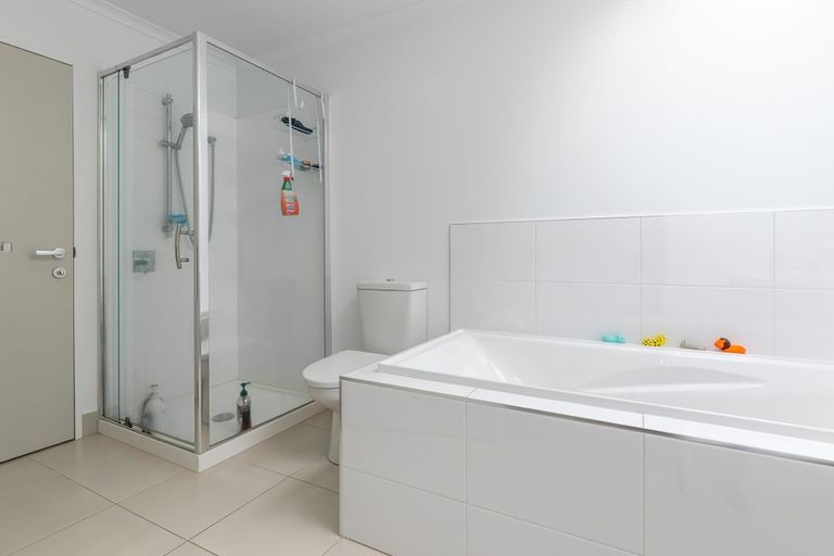 Photo of property in 2b Harakeke Road, Hobsonville, Auckland, 0616