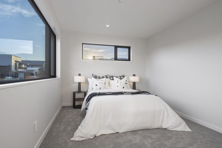 Photo of property in 52 Streamview Way, Long Bay, Auckland, 0630