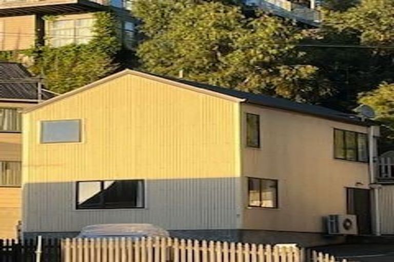 Photo of property in 17 Serpentine Avenue, Dunedin Central, Dunedin, 9016