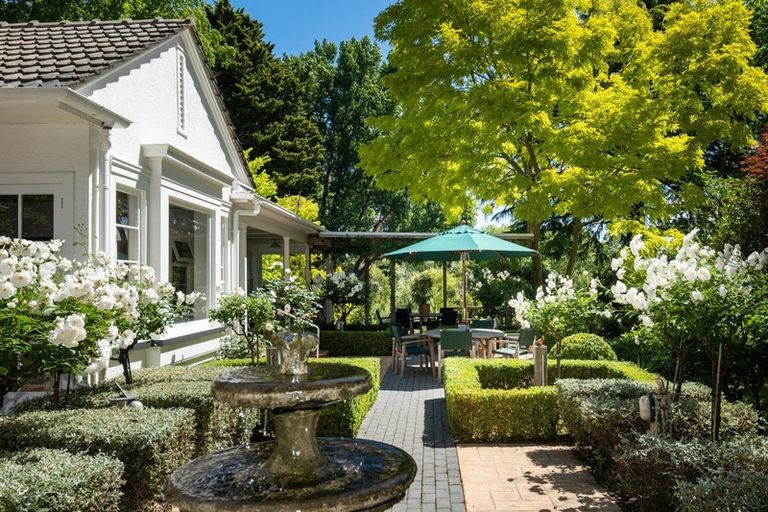 Photo of property in 11 Franklin Terrace, Havelock North, 4130