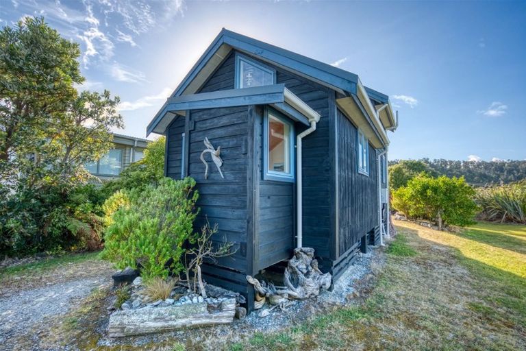 Photo of property in 33 The Strand, Okarito, Whataroa, 7886