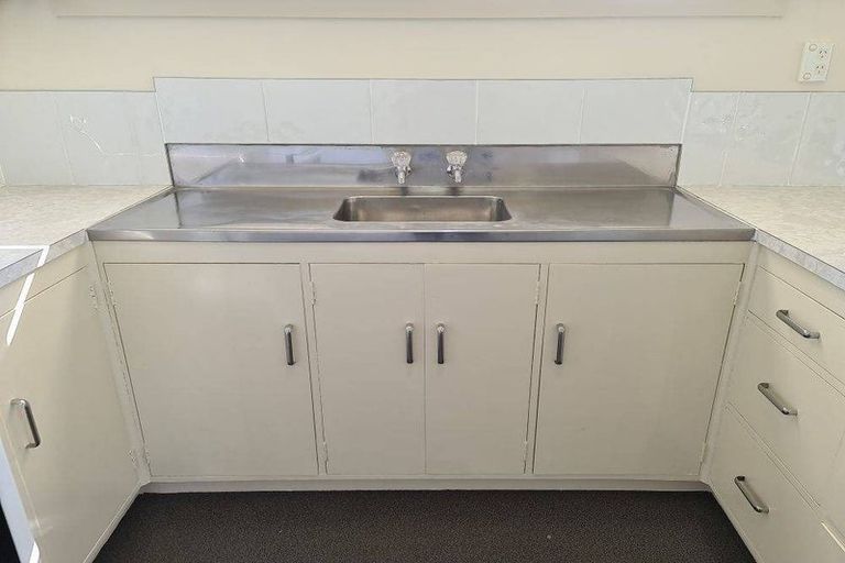 Photo of property in 44 Helvetia Road, Pukekohe, 2120