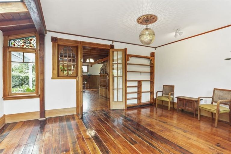 Photo of property in 41 Taupaki Road, Taupaki, Henderson, 0782