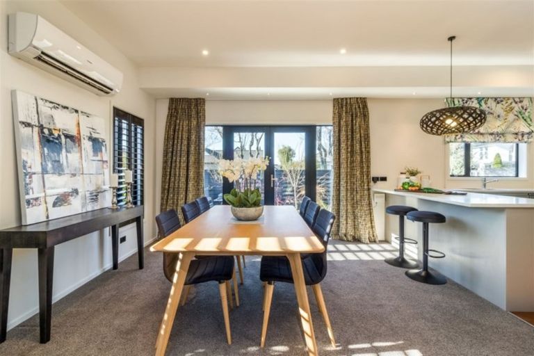 Photo of property in 33a Jacksons Road, Merivale, Christchurch, 8014