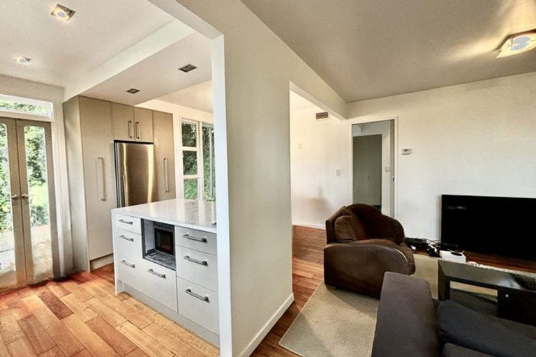 Photo of property in 9 Selkirk Way, Karori, Wellington, 6012