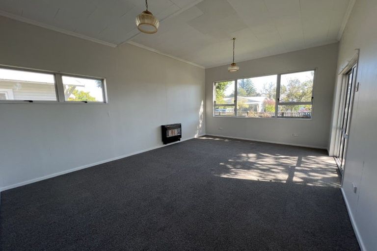Photo of property in 25 Marne Street, Hokowhitu, Palmerston North, 4410