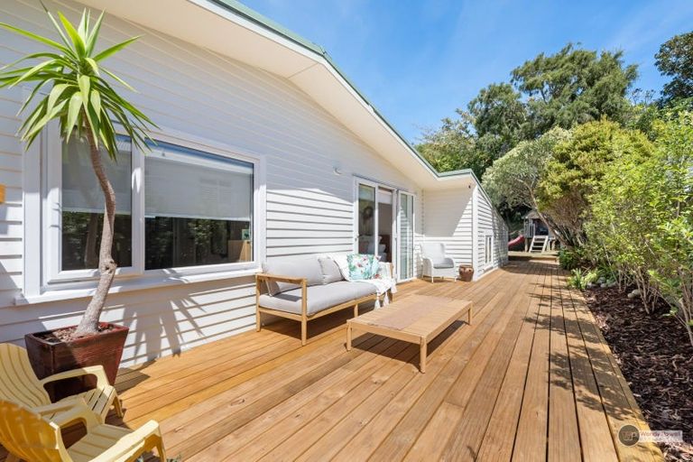 Photo of property in 35 Park Road, Belmont, Lower Hutt, 5010