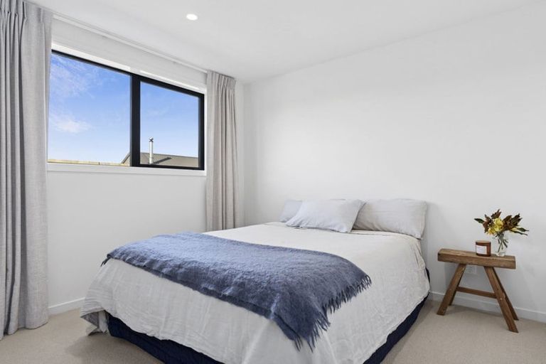 Photo of property in 6 Moonstone Street, Albert Town, 9305