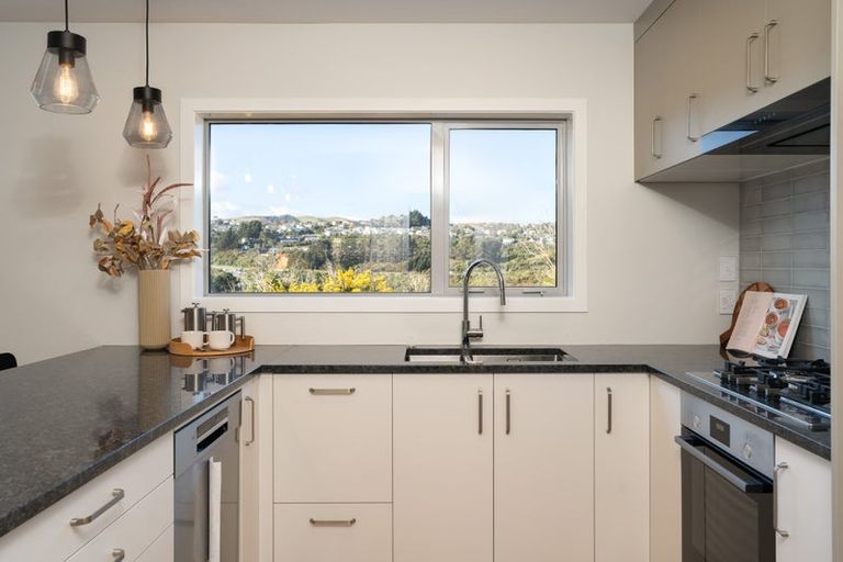 Photo of property in 9 Pine Hill Rise, Glenside, Wellington, 6037