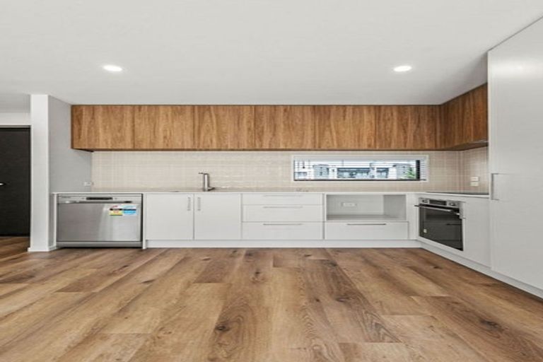 Photo of property in 1/226 Blenheim Road, Riccarton, Christchurch, 8041