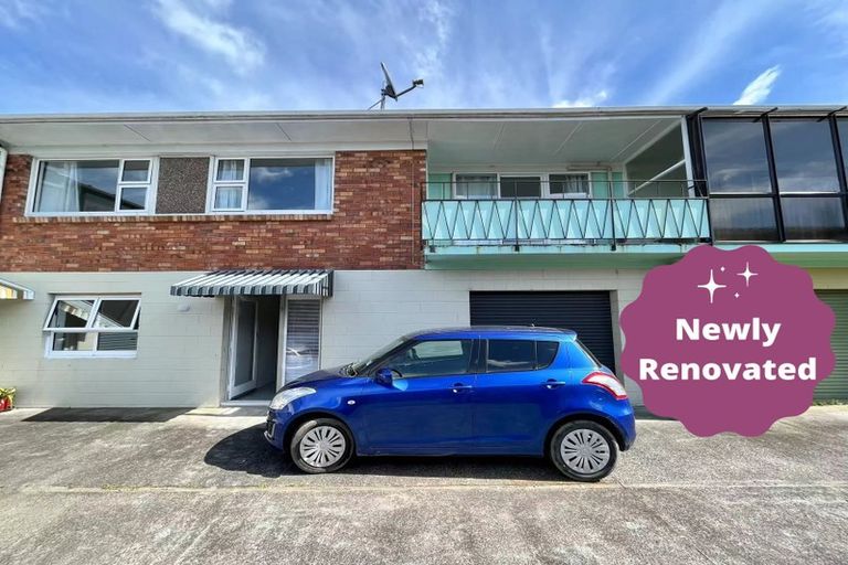 Photo of property in 3/120 Titirangi Road, New Lynn, Auckland, 0600