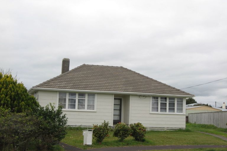 Photo of property in 17 Ridd Street, Lynmouth, New Plymouth, 4310
