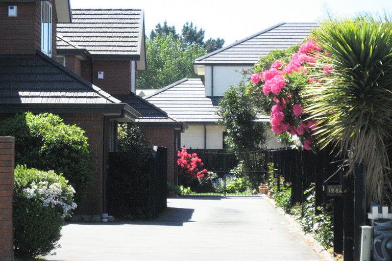Photo of property in 126a Memorial Avenue, Burnside, Christchurch, 8053