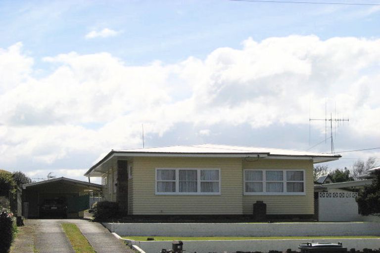 Photo of property in 14 Konini Street, Tawhero, Whanganui, 4501