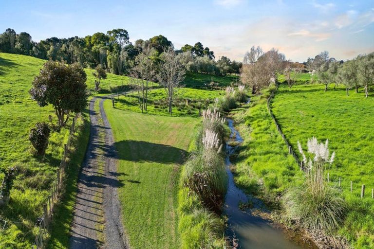 Photo of property in 8 Matheson Way, Waiau Pa, Pukekohe, 2679