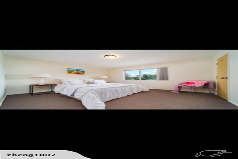 Photo of property in 58 Border Road, Henderson, Auckland, 0612