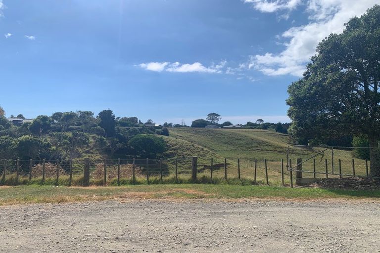 Photo of property in 205 Smart Road, Hillsborough, New Plymouth, 4372