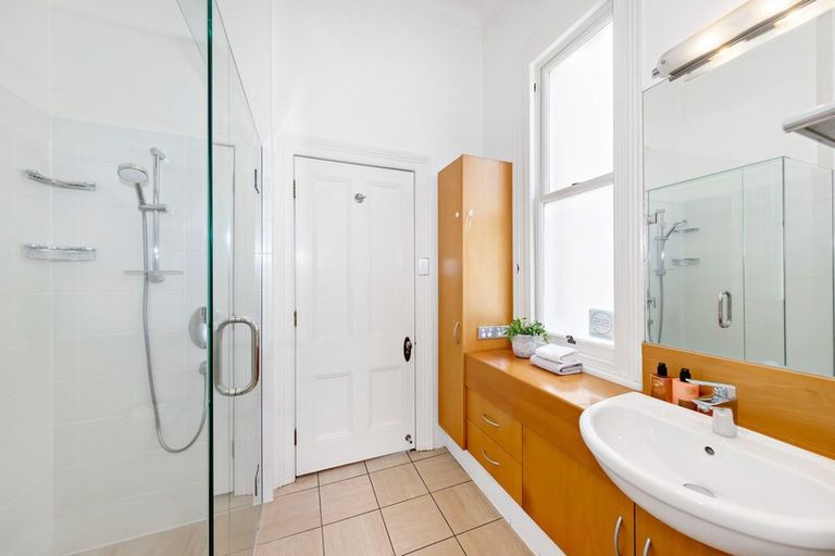 Photo of property in 2 Ruapehu Street, Mount Eden, Auckland, 1024