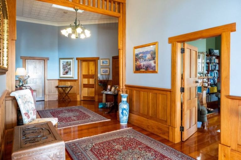 Photo of property in Mchardy Homestead, 11 Bracken Street, Hospital Hill, Napier, 4110