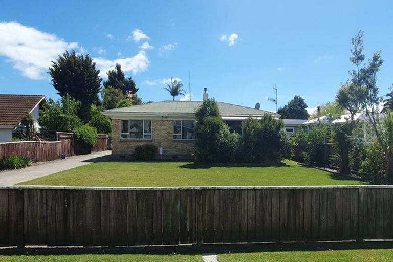 Photo of property in 24 Pohutu Street, Whakatane, 3120