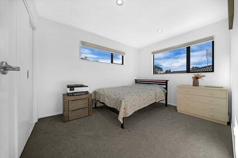 Photo of property in 58b Spinella Drive, Bayview, Auckland, 0629