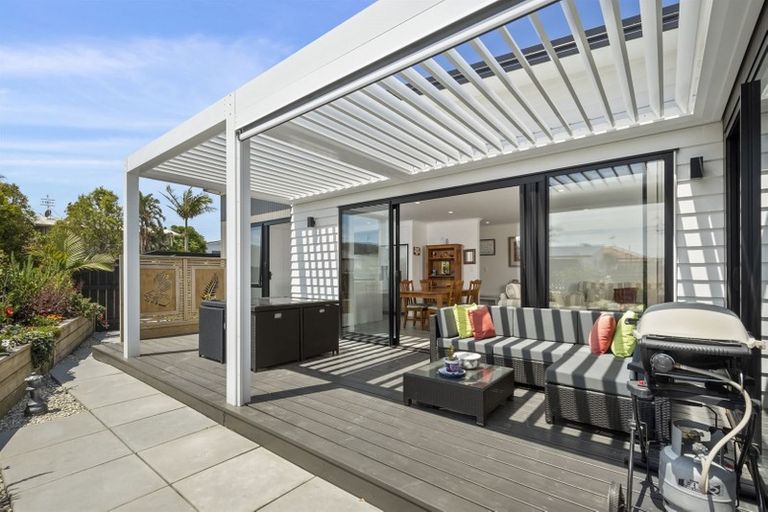 Photo of property in 6 Huanui Close, Papamoa Beach, Papamoa, 3118