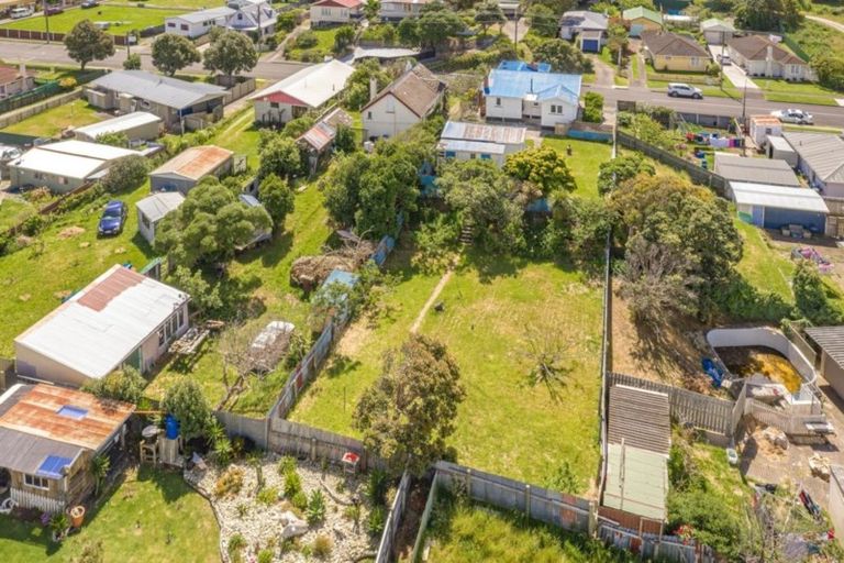 Photo of property in 50 Manuka Street, Castlecliff, Whanganui, 4501