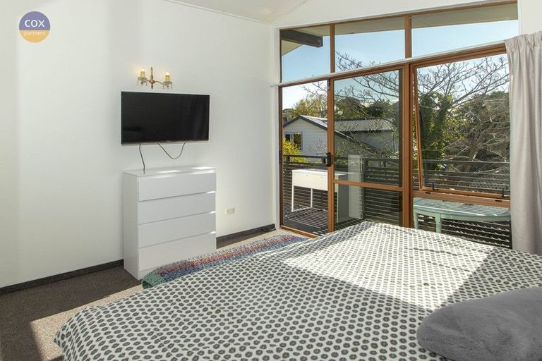 Photo of property in 16 Burns Road, Hospital Hill, Napier, 4110