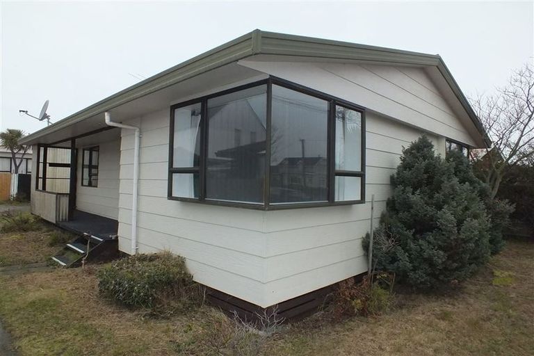 Photo of property in 1/113 Estuary Road, South New Brighton, Christchurch, 8062