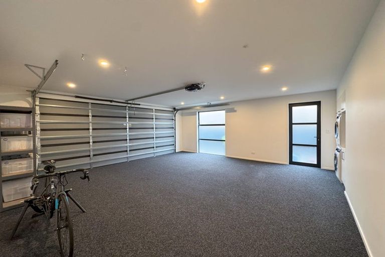 Photo of property in 8 Jocelyn Way, Mosgiel, 9024