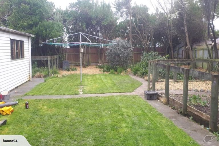 Photo of property in 70 Brandon Street, Featherston, 5710