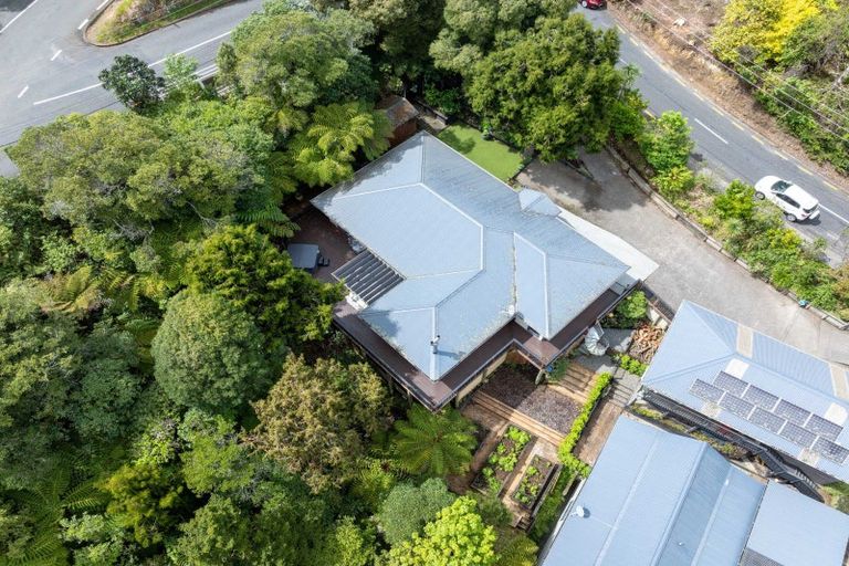 Photo of property in 43 Forest Road, Pinehaven, Upper Hutt, 5019