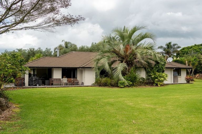 Photo of property in 4 Kotare Heights, Kerikeri, 0230