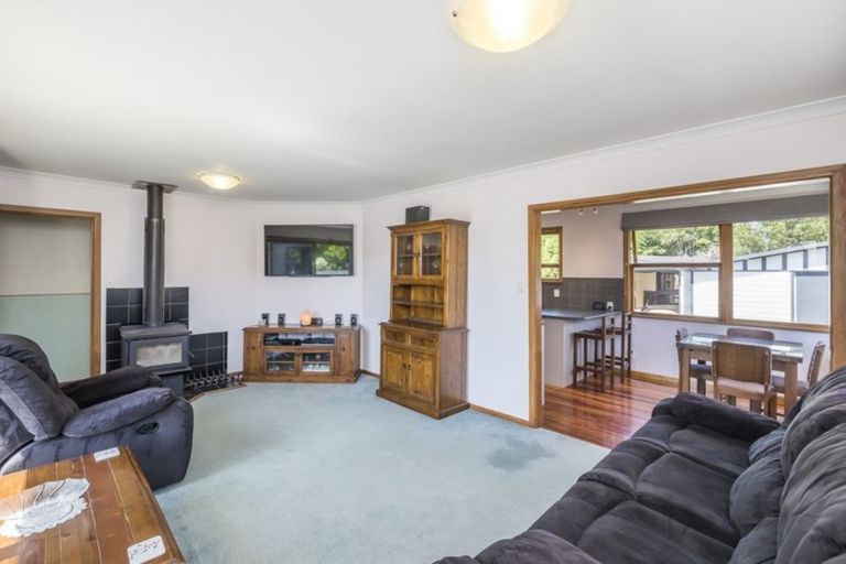 Photo of property in 38 Walton Road, Paraparaumu Beach, Paraparaumu, 5032