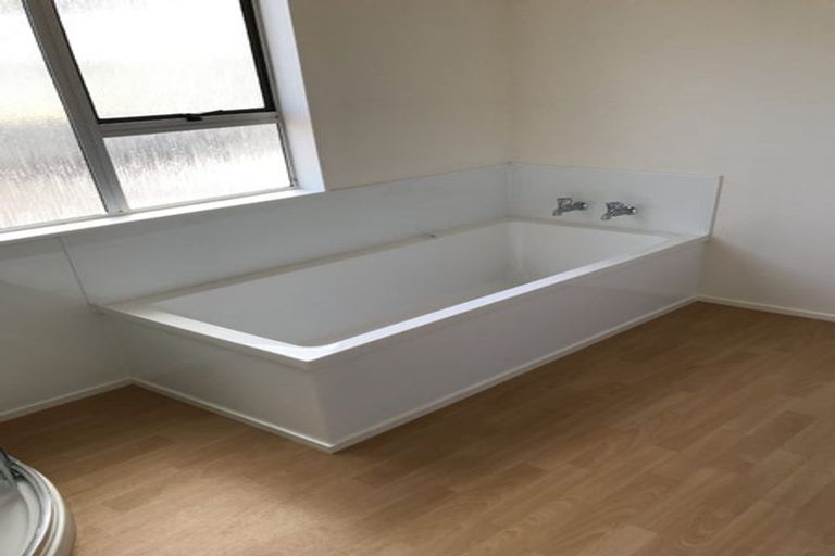 Photo of property in 8/177 Onewa Road, Birkenhead, Auckland, 0626