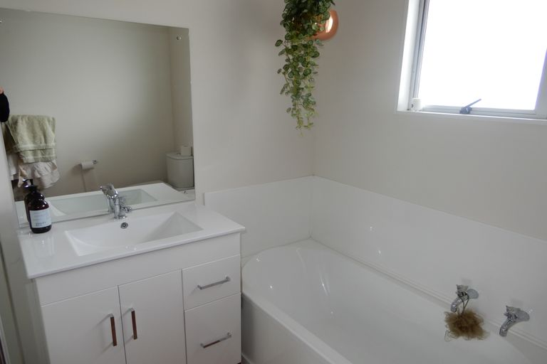 Photo of property in 32 Kennedy Drive, Putaruru, 3411