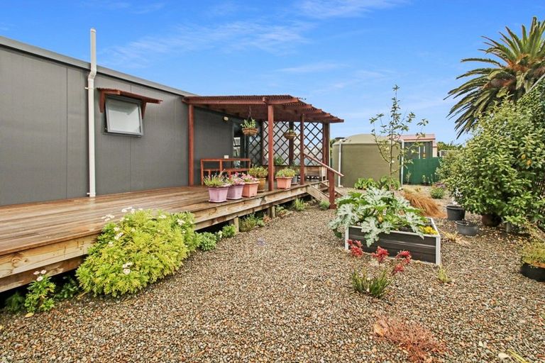 Photo of property in 15a Roore Street, Foxton Beach, Foxton, 4815