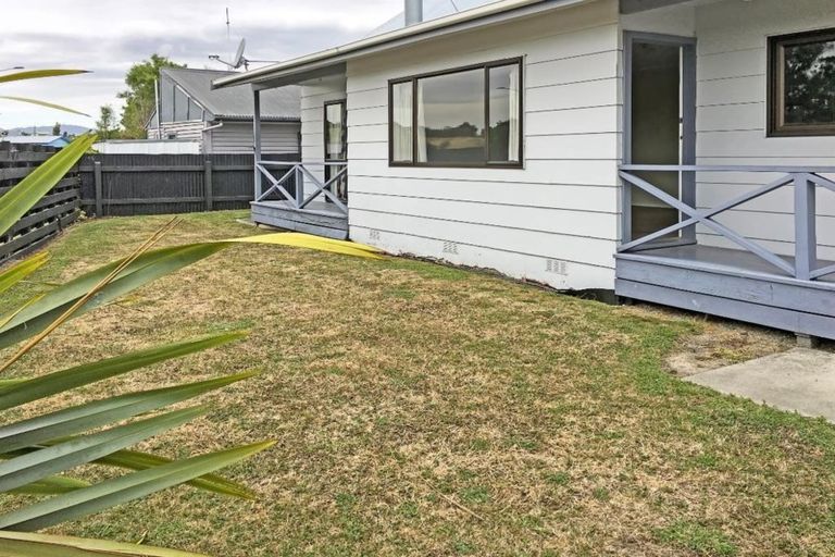 Photo of property in 7 Peter Hall Drive, Kelvin Grove, Palmerston North, 4414