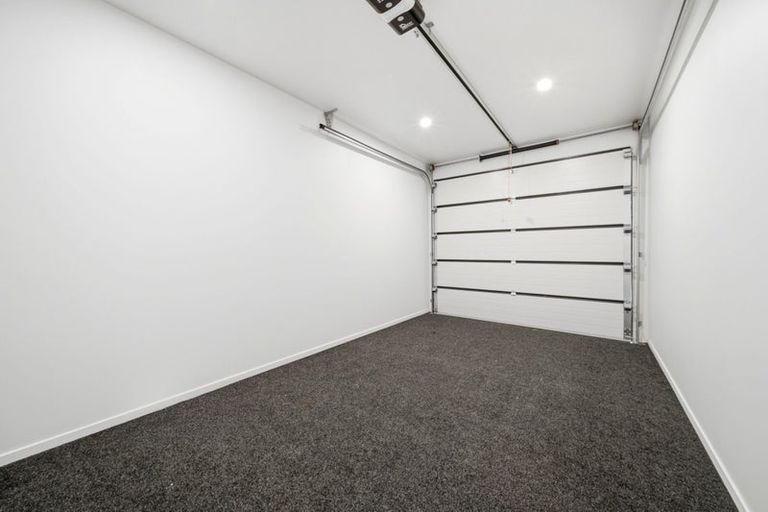 Photo of property in 18b Sunnyhill Crescent, Sunnyhills, Auckland, 2010