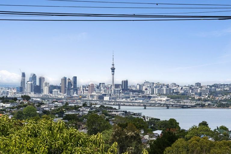 Photo of property in 3 Huka Road, Birkenhead, Auckland, 0626