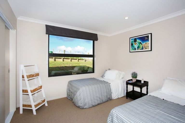 Photo of property in 54 Hillpark Drive, Pokeno, 2402