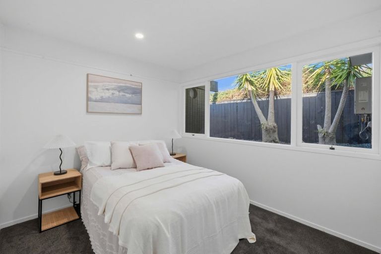 Photo of property in 21 Lawrence Crescent, Hillpark, Auckland, 2102