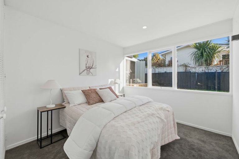 Photo of property in 21 Lawrence Crescent, Hillpark, Auckland, 2102