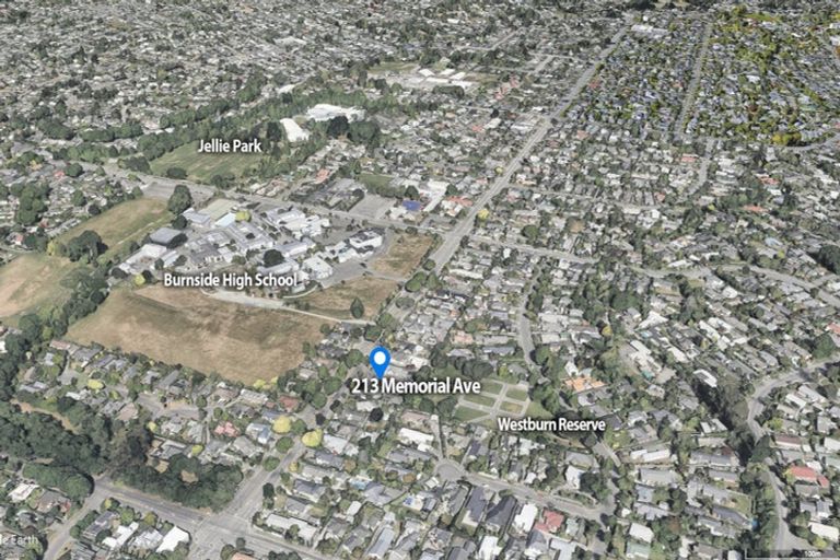 Photo of property in 213 Memorial Avenue, Burnside, Christchurch, 8053