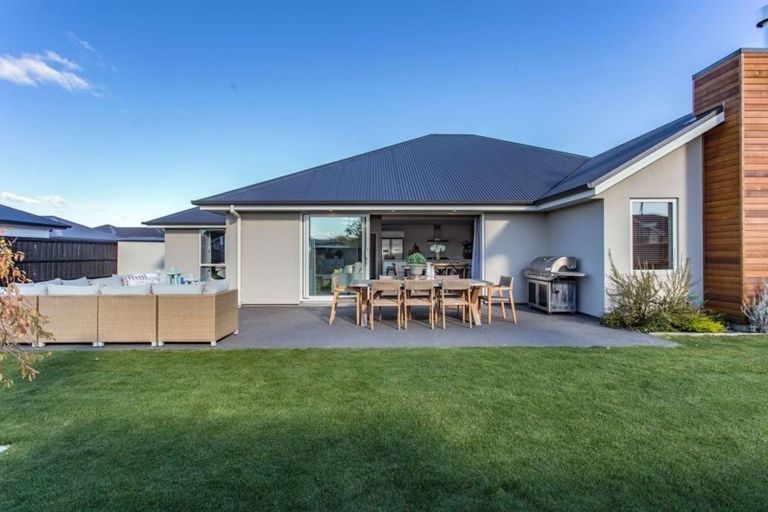 Photo of property in 1 Greenfield Mews, Rangiora, 7400