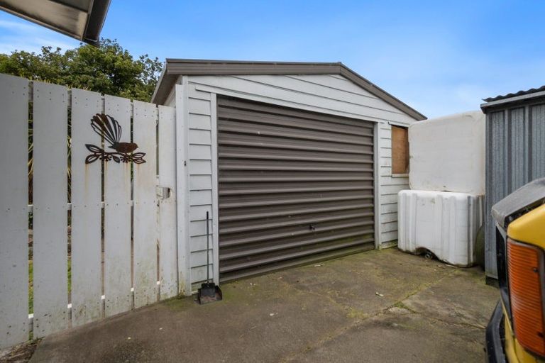 Photo of property in 12 Aitken Street, Bulls, 4818
