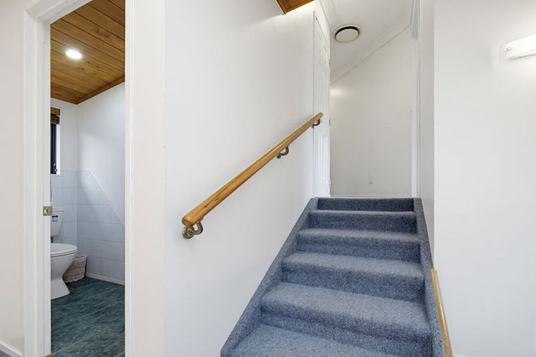 Photo of property in 18 Ngahere Road, Pukekohe, 2120