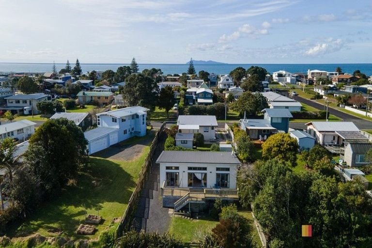 Photo of property in 32a Hillview Road, Waihi Beach, 3611
